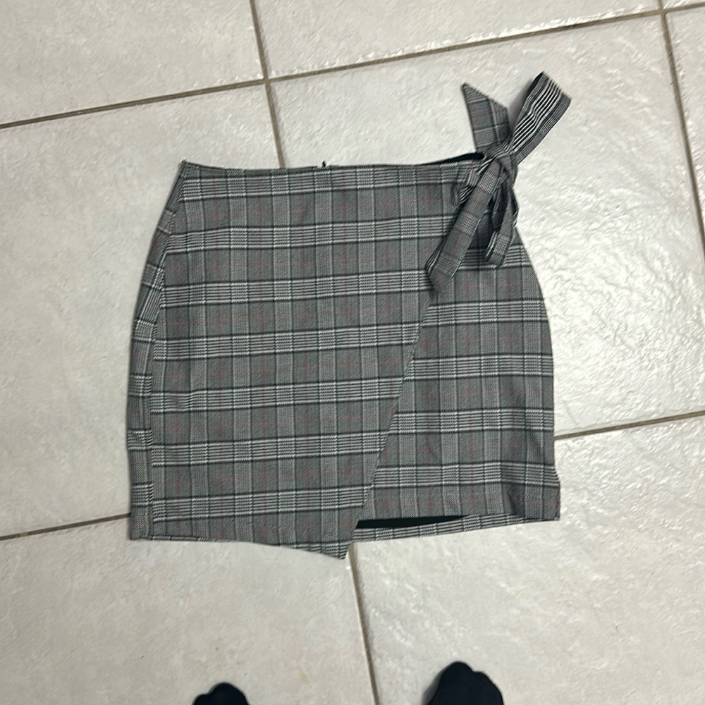 Size 0 express skirt